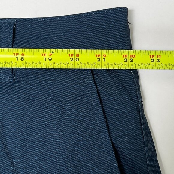 Hawke & Co Lightweight Free Flex Waistband Stretch Golf Short Blue Size 42‎ W - Picture 8 of 10